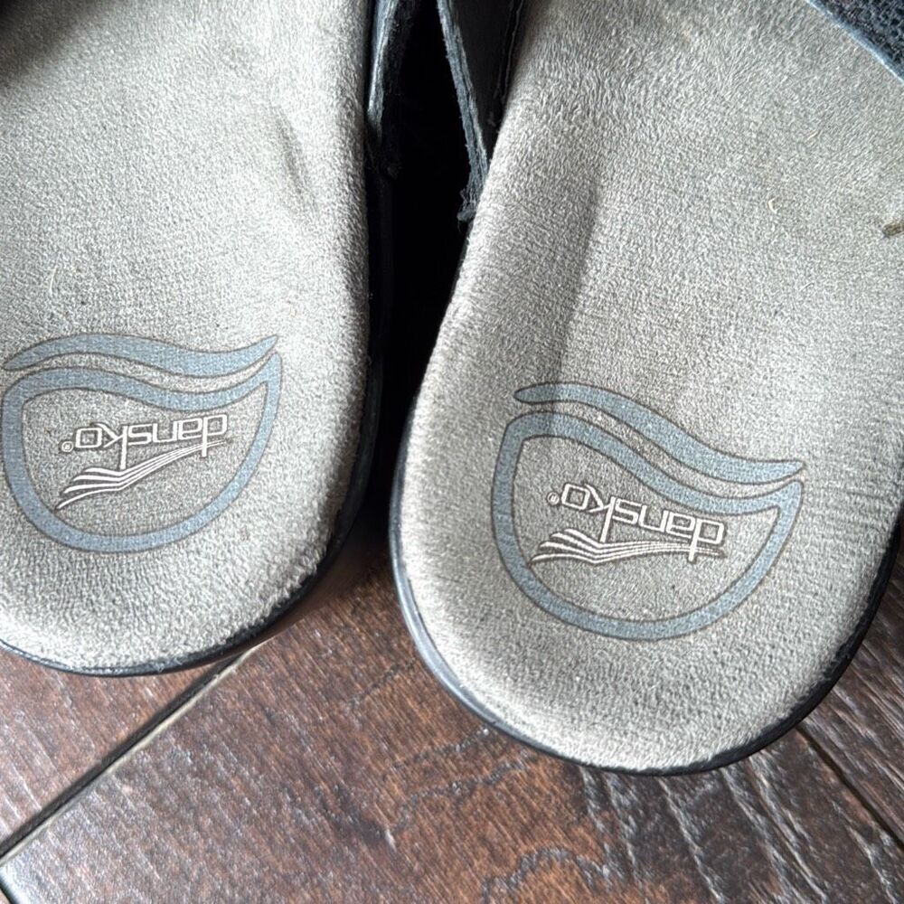 Dansko Sophie Metallic Python Wedge Sandal Women’… - image 5